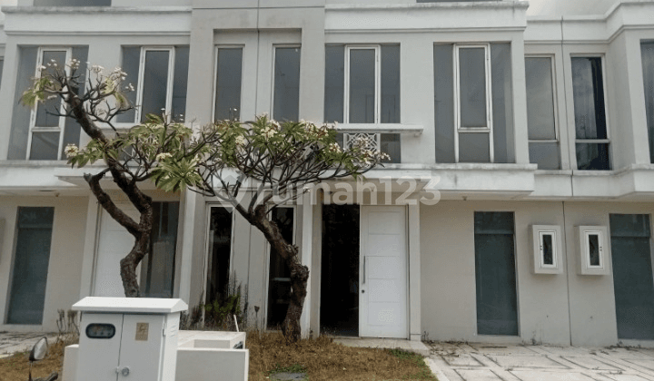 Dijual Cepat Rumah Lokasi Di Grand Pakuwon Surabaya AD