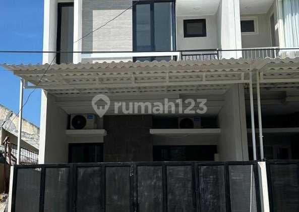 FOR SALE MODERN NEW HOUSE KUTISARI AD