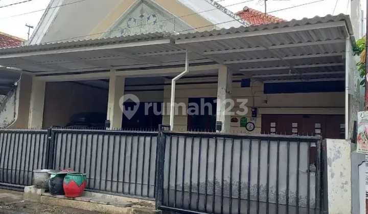 Dijual Rumah di Semolowaru Selatan Mh Dijual Rumah di Semolowaru Selatan Mh