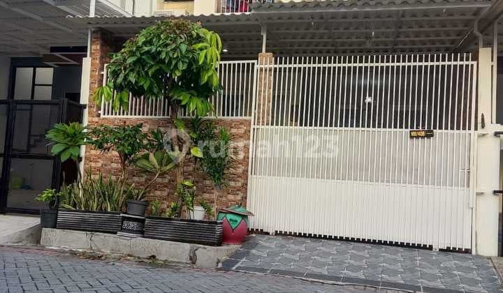 Jual Rumah di Manyar (Hn)