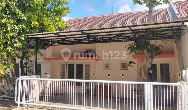 For Rent House on Rungkut Street, Renovated and Ready to Occupy (M T)