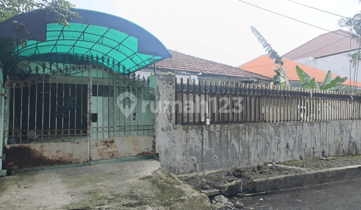 For Sale: House in Kris Kencana Li For Sale: House in Kris Kencana Li