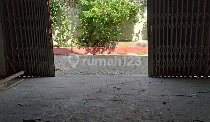 Disewakan Ruko 1 Lantai di Raya Gunungsari (N N)