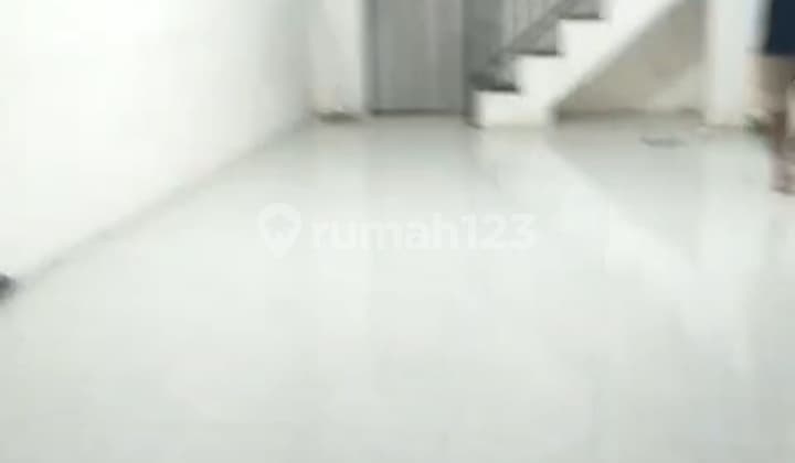 Disewakan Ruko di Tenggilis Siap Hubi (M T)