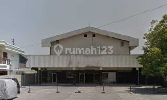 Dijual dan Disewakan Tempat Usaha di Rungkut Menanggal (M H)