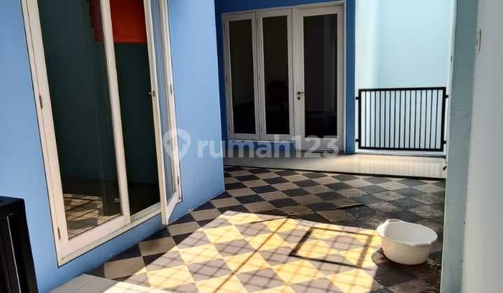 Dijual Rumah di Royal Residence Mh