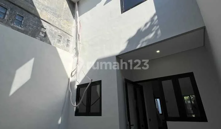 Dijual Rumah Manukan baru gress 2 jejer HN Dijual Rumah Manukan baru gress 2 jejer HN