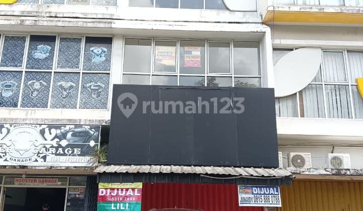 3-Storey Shop House in Gading Serpong