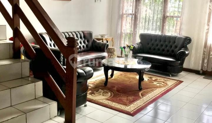 Rumah Dijual di Ciwaruga, Kbb di Jalan Villa Duta