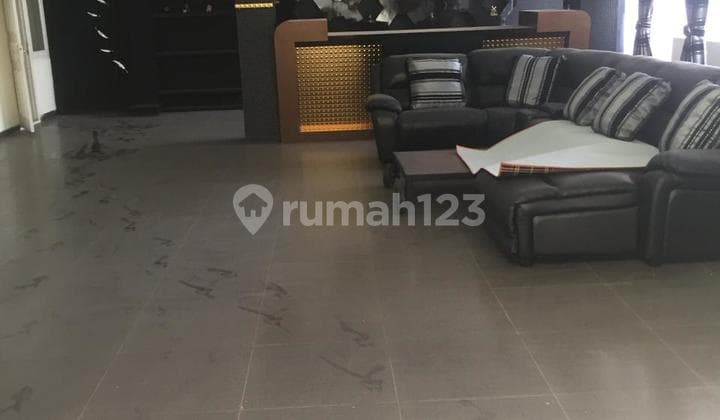 Rumah Dijual Cepattt di Setraduta Cemara Mainroad
