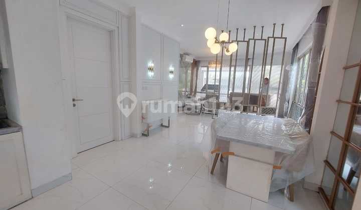Rumah di Podomoro Park Cluster Amagriya dijual cepatt, samping Club House