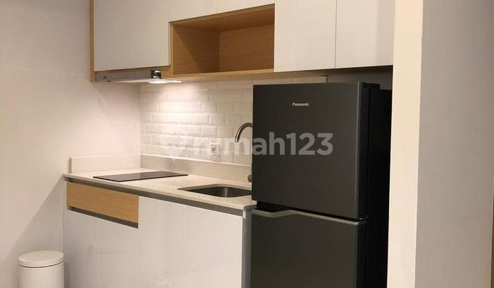 Apartemen 3 Bedroom Luas dan Nyaman- Full Furnished, Lokasi Super Strategis Jakarta Barat