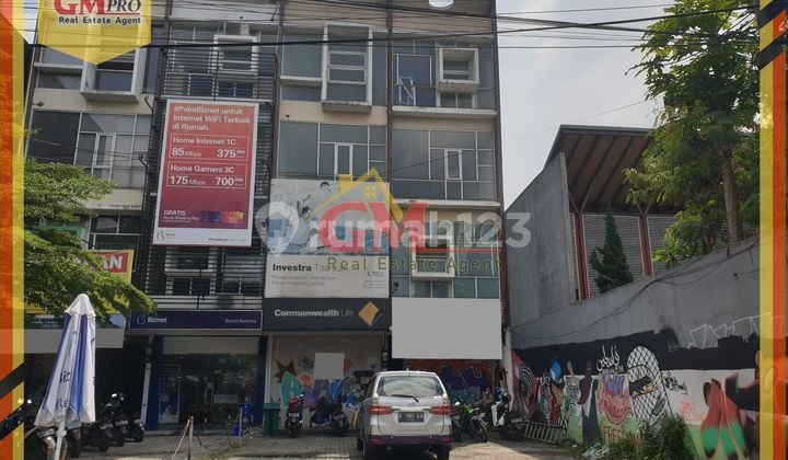 SHOPHOUSE WITH LIFT IN PELAJAR PEJUANG - CENTRAL BANDUNG