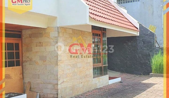 RUMAH TERAWAT DI KOMPLEK DADALI - BANDUNG PUSAT