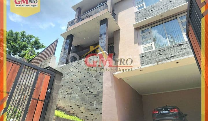 HOUSE WITH A NICE VIEW IN THE DAGO AREA - NORTH BANDUNG