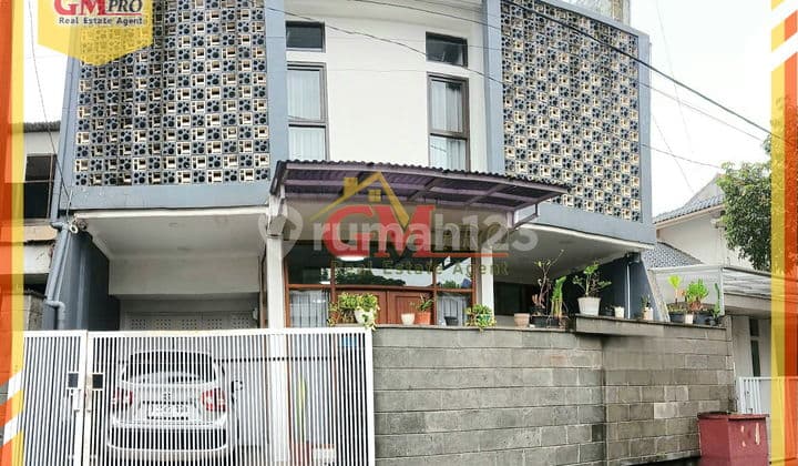 House in Turangga - Central Bandung