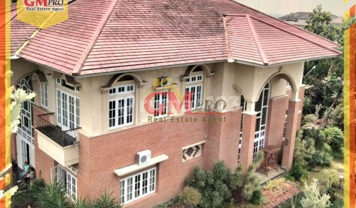 RUMAH MEWAH DI SAYAP DAGO - BANDUNG UTARA