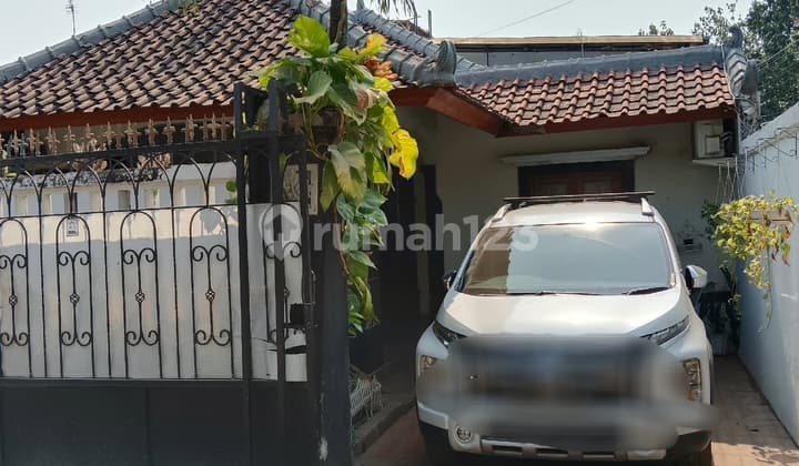 Dijual Rumah.hook Di Jl Raya Sinai Kelapa Dua Tangerang