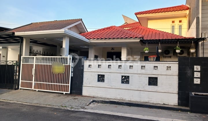Dijual Rumah di Kencanaloka Bsd Sektor 12 Blk Ruko