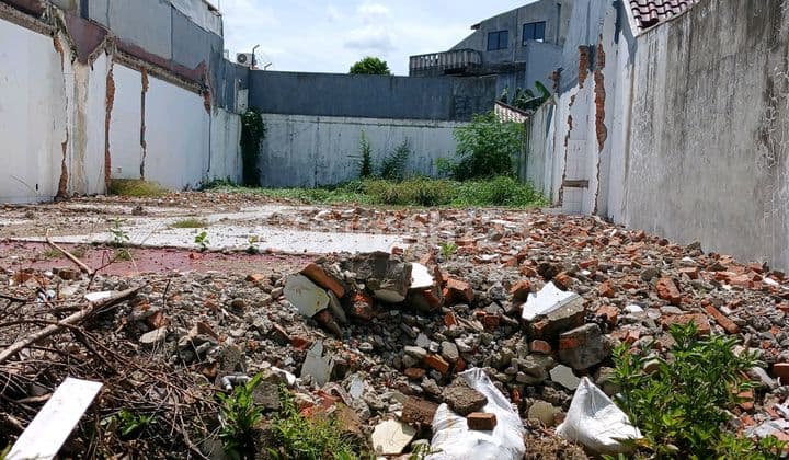 For Sale, Cleared Plot (Former House Demolished) in Villa Melati Mas Serpong, Prime Location, Already Has SHM (Land Certificate).