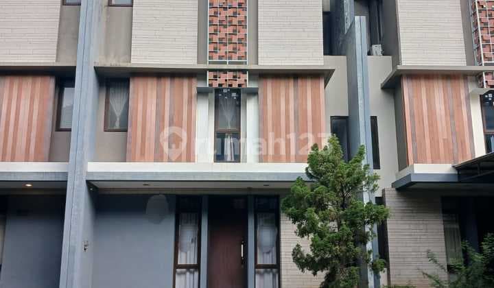 Disewakan Rumah Di Regentown The Eminent Bsd