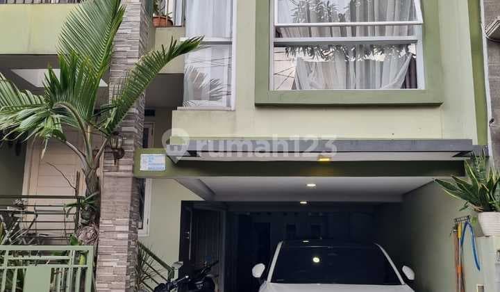 Rumah 3 Lantai Di Ciputat, Komplek Villa Mutiara Dekat Bintaro Xchange