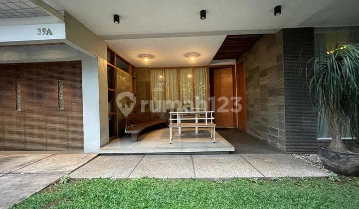 Rumah Mewah Minimalis Modern Ada Swimming Pool, Pesanggrahan Bintaro Jaksel