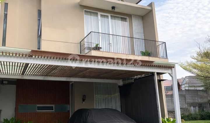 Rumah di Bintaro Sektor 9 Discovery Residence, Semi Furnished Interior Modern