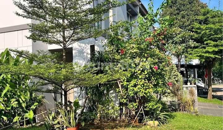 Rumah di Kebayoran Bintaro Sektor 7, Lokasi Premium Bebas Banjir