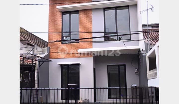Rumah di Sektor 5 Bintaro, Brand New 2 Lantai Siap Huni di Bintaro Jaya
