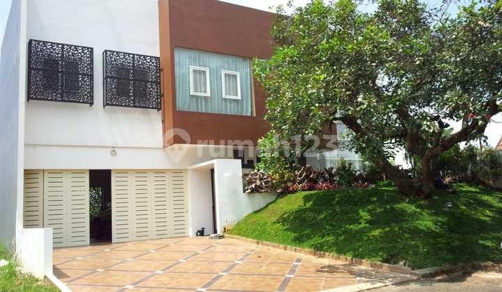 Rumah Mewah Alam Sutera, Siap Huni Dekat Living World