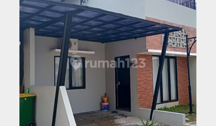 New House in Sector 3A area, Ready to Live In near Bintaro Plaza Mall