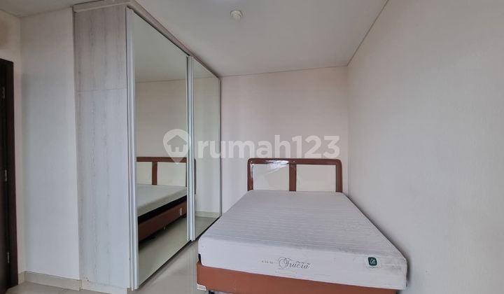 *Dijual Apartemen 1 Br Semi Furnished di Central Park Residencetower Adaline / Lantai 36, Jakarta Barat.*(Kode Rmrg 2985)