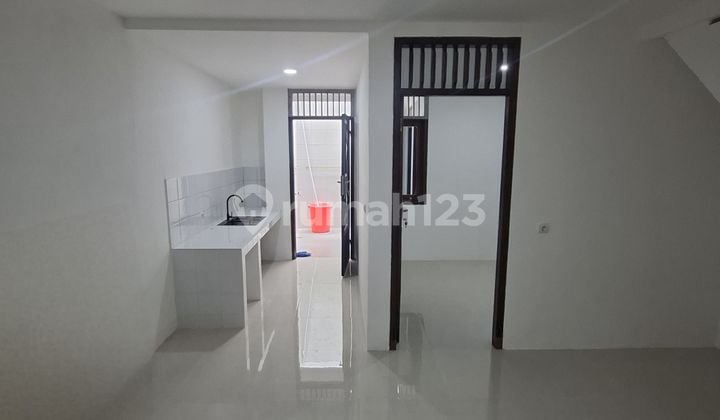 *Dijual Rumah Bagus Baru Renov 1,5 Lantai di Jelambar, Grogol, Jak-Bar.*(Kode Rmrg 2973)