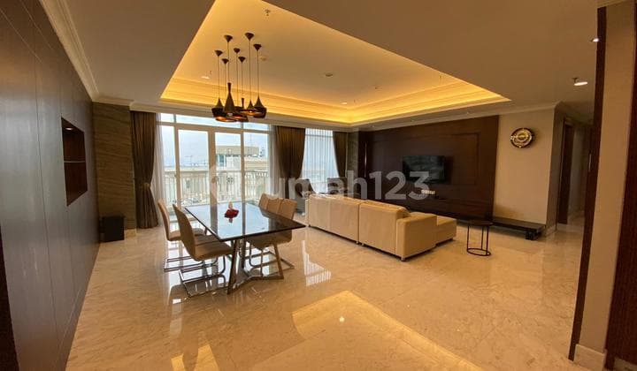 Disewakan Botanica 3Br 225 M² Fully Furnished - Apartemen Mewah & Luas