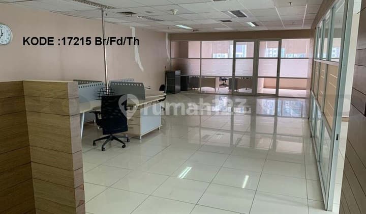 Kode 17215 br fd th Office Dijual The East Mega Kuningan, Luas 210 Meter