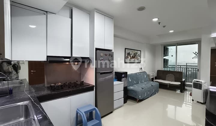 Disewa Apartemen Springhill Terrace, Full Furnish, Luas 59 Meter, Kode :21413 Js
