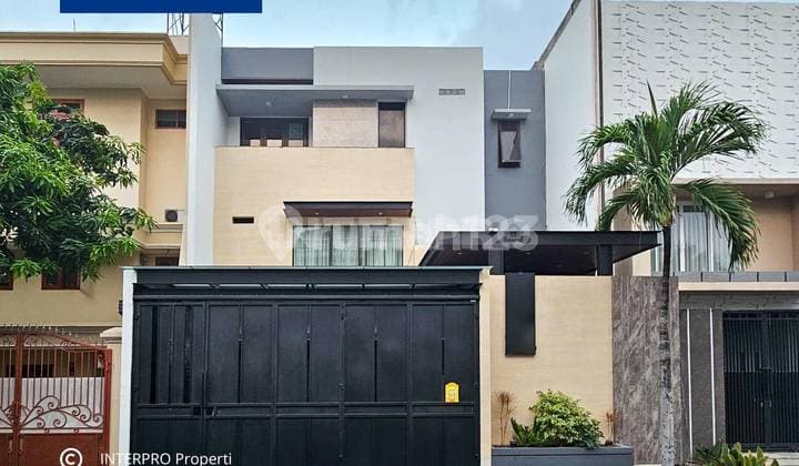 2.5-Story Renovated House in Permata Buana, West Jakarta