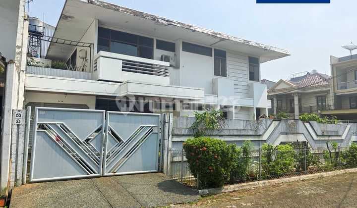 Rumah Hook 2 Lantai Hitung Tanah Green Garden - LT 379m2