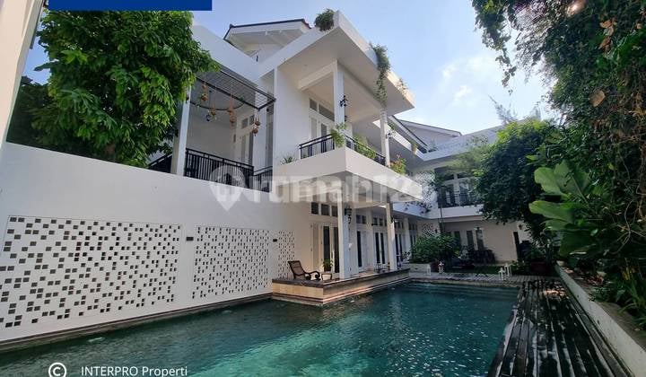 Rumah Mewah Komplek Private Dekat Kemanggisan LT 1144m2