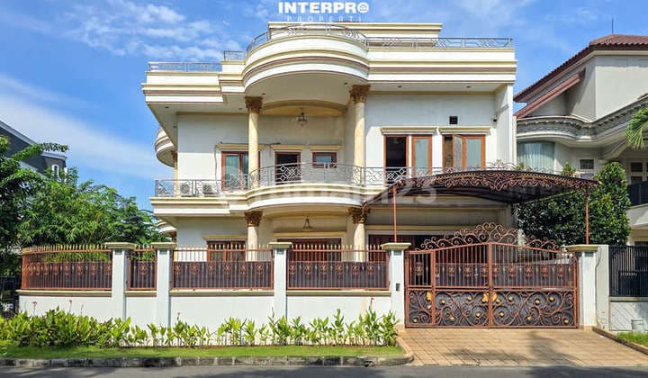 Luxury House in Taman Permata Buana Roman Classic Design Land 565m2