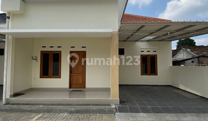 Rumah Siap Huni Sleman 3 Kt/2 KM Dekat Stadion Maguwoharjo