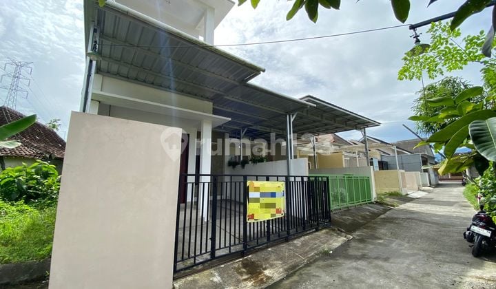 Hanya 5 Menit Dari Jejamuran, Rumah Cantik di Jantung Kota Sleman