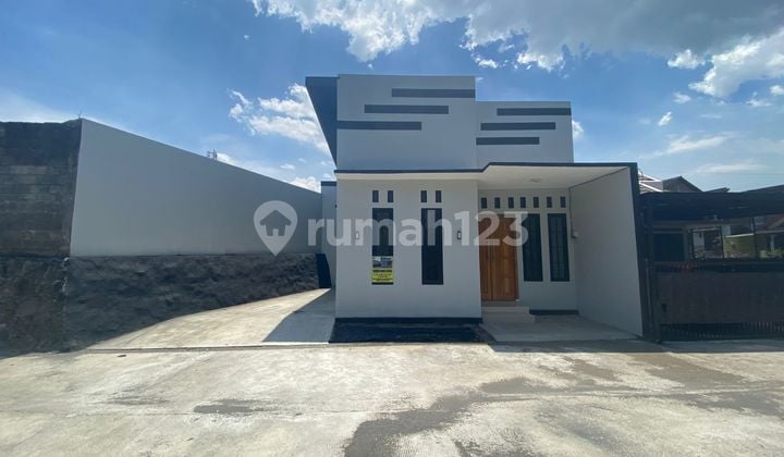 Rumah Baru Siap Huni Dekat Jl Raya Tajem Sleman, Lokasi Strategis Harga 720 Jutaan Nego!