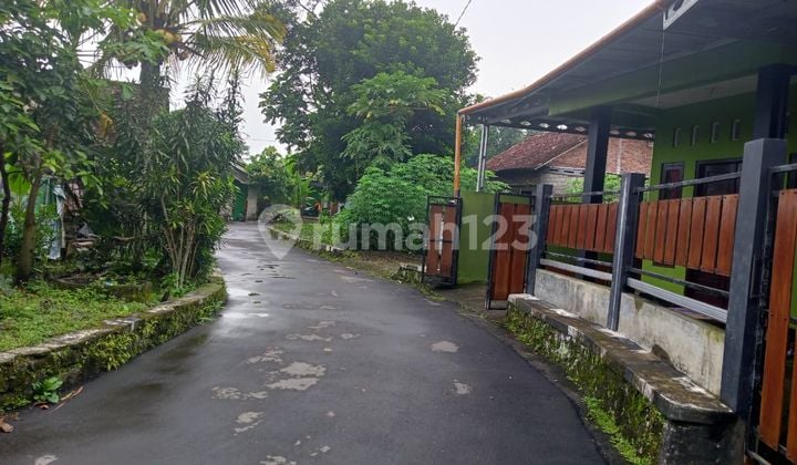 Investasi Menjanjikan! Luas Diatas 150 M2 Dekat Tol Jogja-Bawen