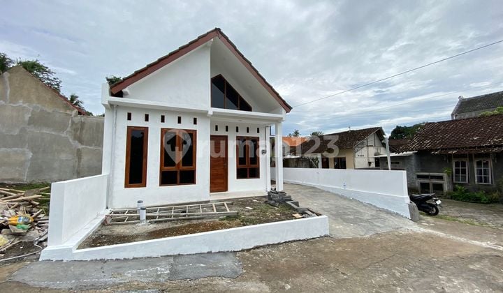Unit Terakhir! Rumah Skandinavia Dalam Perumahan Sleman - Harga 488 Juta, Jangan Sampai Kehabisan!