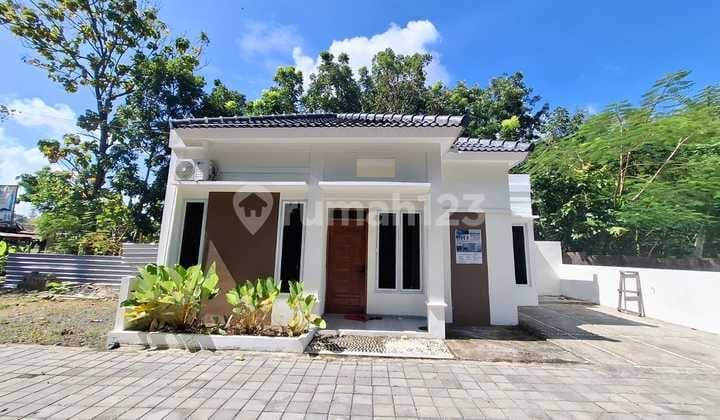 New House in South Jogja Only 500 Million or Less, Move in Immediately