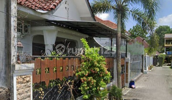 Rumah Klasik sejuk Asri Maguwoharjo Sleman.NEGO SAMPAI DEAL BU!!!!