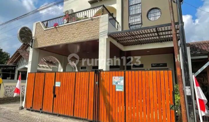 Kost Eklusif+Ruang Usaha Dkt Hotel Hyatt ******** FURNISHED BU!!!