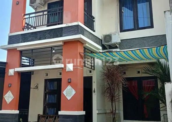 Rumah 2lantai Dlm Perum Elite Kasihan Dkt kota Jogja.FURNISHED BU!!